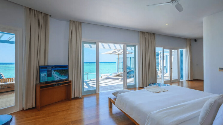 Lagoon Water Pool Villa